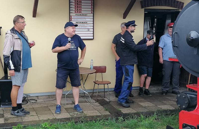 Hlavním bodem programu bylo slavnostní vypravení nově opravené lokomotivy.