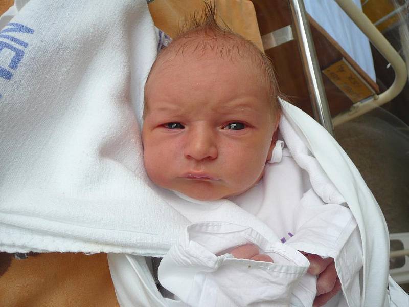 Michal Valášek, 52 cm, 3,71 kg, 27. prosince 2010, Vyškov.