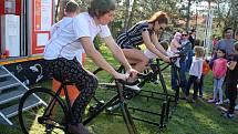 Hromadnou jízdou cyklisté otevřeli první cyklostezku ve Slavkově.
