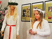 Návštěvníci Muzea Vyškovska se v sobotu dozvěděli, jak slaví Vánoce v jiných zemích než v České republice. Zvyky jsou mnohdy dost odlišné a zdaleka ne všude naděluje dárky pod stromeček Ježíšek.