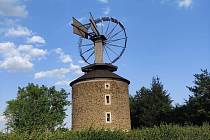 Už sto padesát let uplynulo letos od výstavby unikátního větrného mlýna v Ruprechtově. Pohání ho Halladayova turbína.