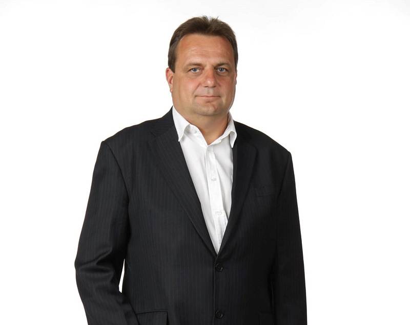 Ivan Charvát, 55 let, ekonom, vedoucí úřadu, ODS