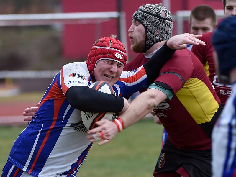 V dohrávce 5. kola extraligy ragby porazila Sparta Praha na domácím hřišti Jimi Vyškov 17:14.