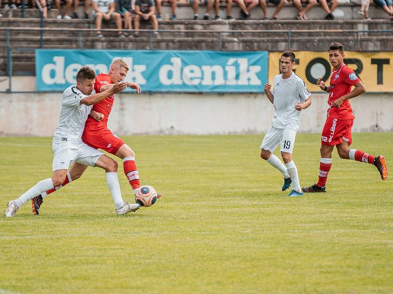 V prvním domácím utkání druhé ligy remizovali fotbalisté Vyškova s Líšní 1:1. Na zápas do Drnovic přišly skoro dvě tisícovky diváků.