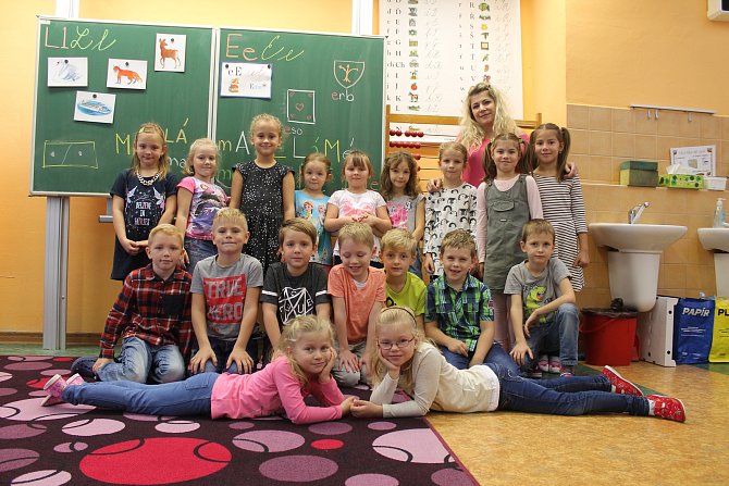 Žáci 1.D Základní školy Purkyňova ve Vyškově s paní učitelkou Martinou Ryškovou.