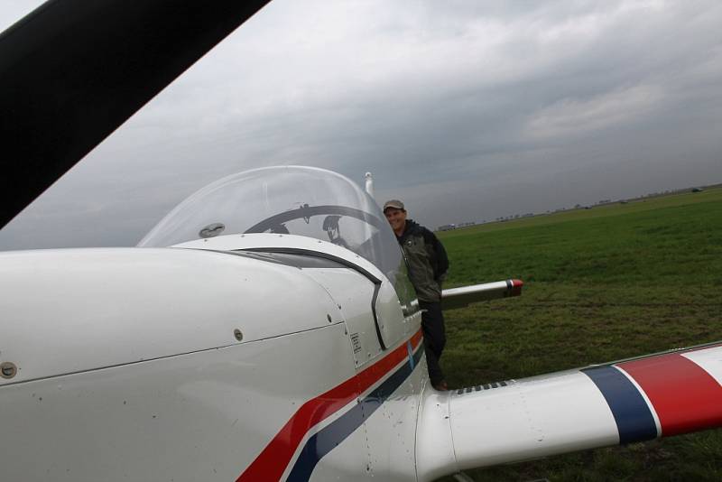 Vyškovský aeroklub pořádal den otevřených dveří. Zájemci mohli vidět město a okolí jinak než z úrovně země.