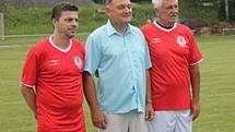 Miloslav Brtníček ukončil více než čtyřicetiletou kariéru fotbalového rozhodčího.