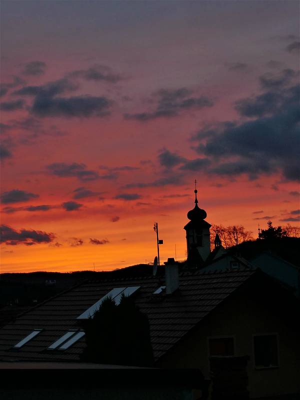 Vyškovsko z ptačí pespektivy. Na snímku západ Slunce.