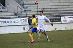 Vyškovští fotbalisté (v bílém) porazili na úvod jarní části druhé ligy Opavu 4:1.