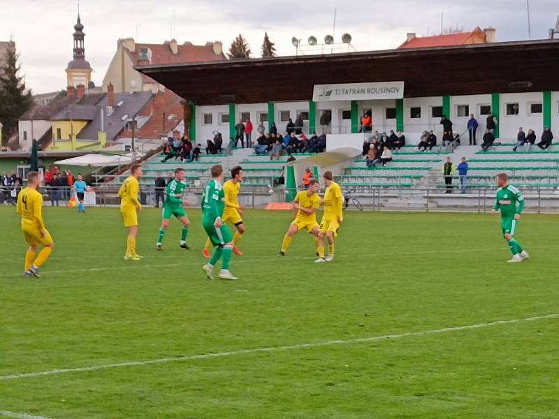 V předposledním podzimním kole krajského přebor fotbalisté Tatranu Rousínov doma jasně přehráli Svratku Brno 6:0.