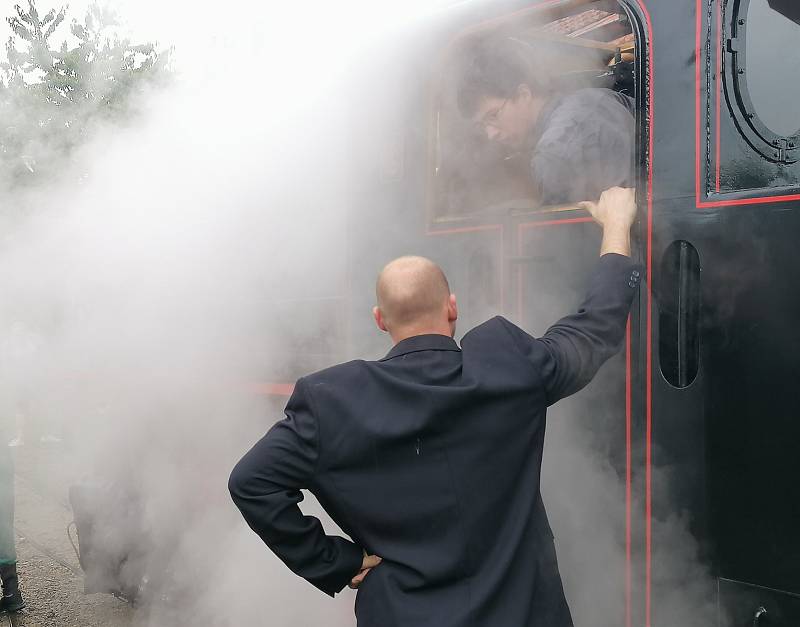 Hlavním bodem programu bylo slavnostní vypravení nově opravené lokomotivy.