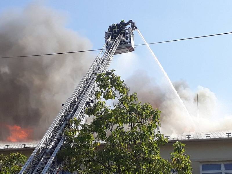 Požár kulturního domu v Drnovicích na Vyškovsku.