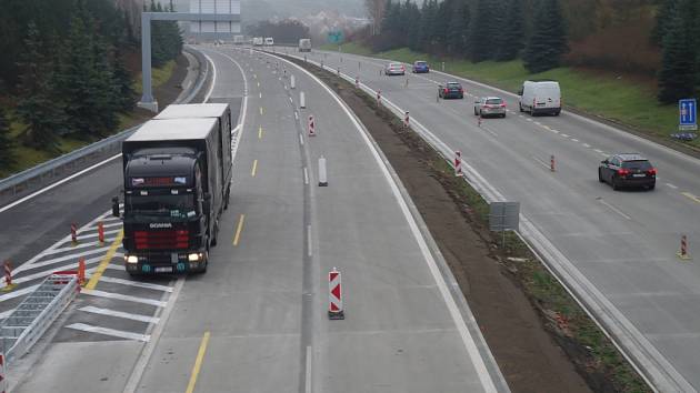 Opravy dálnice u Rousínova. Ilustrační foto.