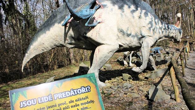 Vyškovský dinopark zahájil desátou jubilejní sezonu. Otevřený bude zatím pouze o víkendech.