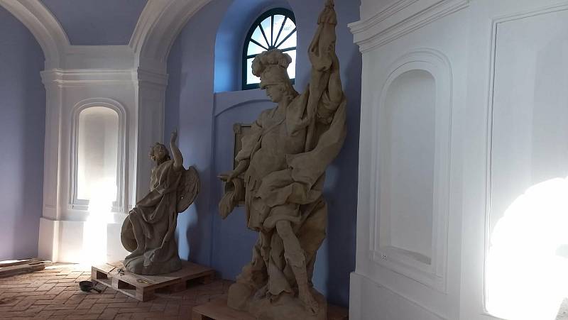Kaple svatého Josefa slouží jako lapidárium pro restaurované sochy.