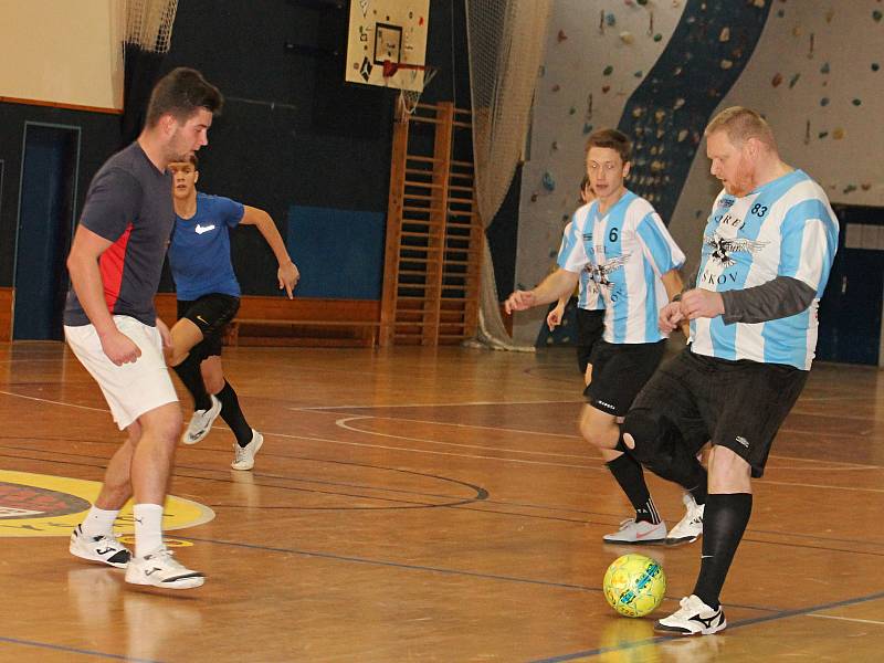 Třináctý ročník Zimního Orel Cupu 2018 ve Vyškově ve futsalu vyhrál "hvězdný tým" s českým reprezentantem Davidem Cupákem.