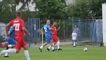 Exhibiční vzpomínkový fotbalový zápas mezi hráči původního Boby Brno a FC Petra Drnovice na drnovickém stadionu.