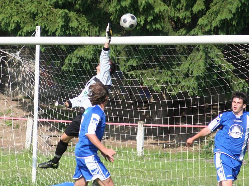 Fotbalisté Rousínova porazili Boskovice 3:1.