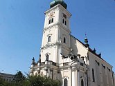 Kostel Nanebevzetí Panny Marie vznikal mezi lety 1464–1496, řadí se do gotického a barokního slohu. Za sebou už má padesát oprav.