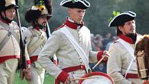Nejen umění vojáků, kteří se utkali v bitvě, ale také rozmanité uniformy mohli obdivovat návštěvníci sobotních Napoleonských her. Komu připadalo, že kostýmů je k vidění málo, mohl zavítat do zámku na speciální prohlídku.