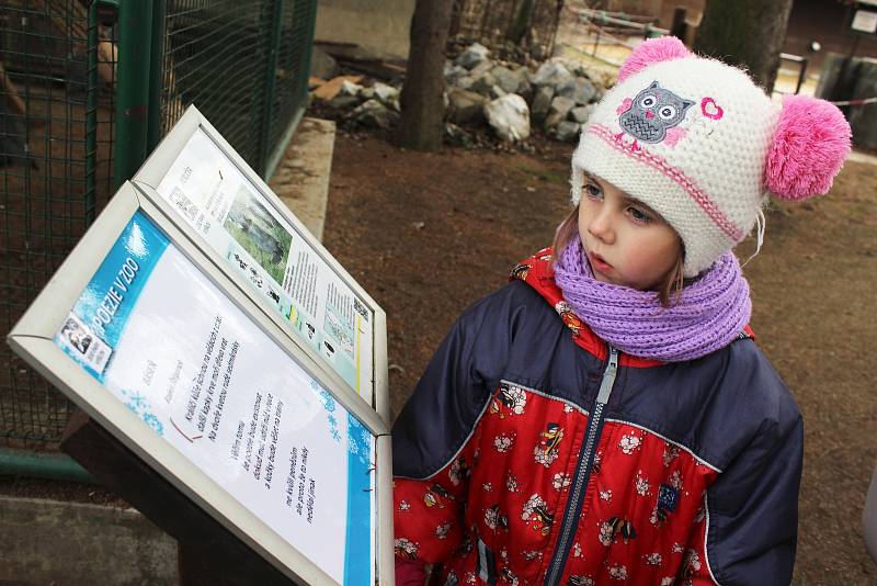 Vyškovský zoopark potřetí láká na program Sváteční zoo. Děti můžou například pomoci s výzdobou v Hanáckém statku.