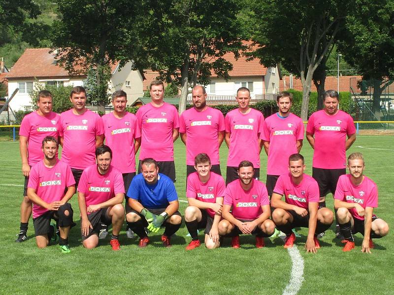 Pohárový turnaj fotbalistů ve Vážanech nad Litavou - Křenovice B.