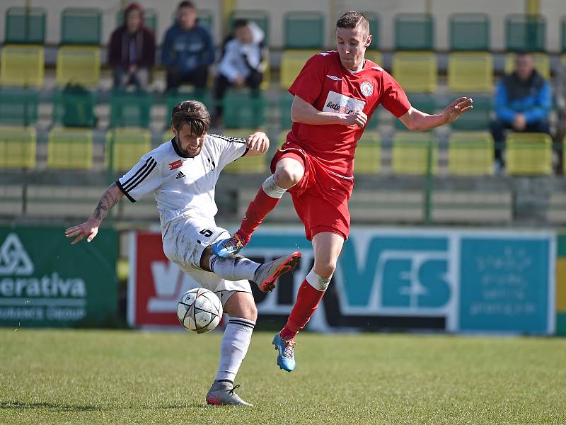 V utkání Moravskoslezské fotbalové ligy 1.HFK Olomouc - MFK Vyškov zvítězili hosté 0:3.  