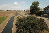 Cyklostezka ze Slavkova u Brna do Hodějic je od úterý na následující dva týdny uzavřená.
