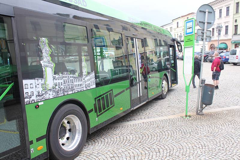 Ve Frýdku-Místku budou nově jezdit elektrobusy.