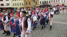 Jubilejní dvacátý ročník mezinárodního folklorního festivalu ve Frýdku-Místku.