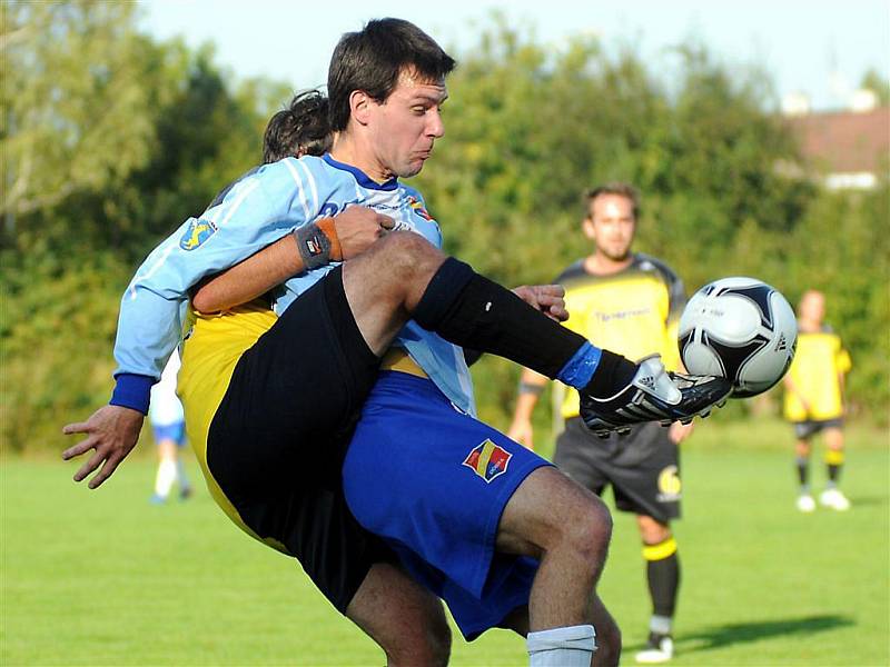 Tým Oldřichovic se nadále trápí a na své body v I. B třídě čeká. O víkendu prohrály Oldřichovice na hřišti Dobré 1:3.