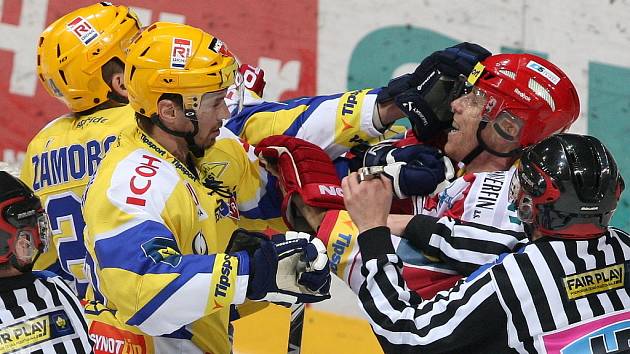 Snímky z utkání HC Oceláři Třinec vs. PSG Zlín.