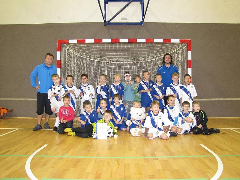 V tělocvičně 1. ZŠ ve Frýdku-Místku proběhl v minulém týdnu Mikulášský turnaj nejmladších přípravek ve fotbale. 