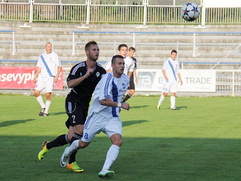 Fotbalisté Frýdku-Místku porazili na svém stadionu druholigového lídra ze Žižkova 1:0, když jedinou branku utkání vstřelil útočník Matúš.