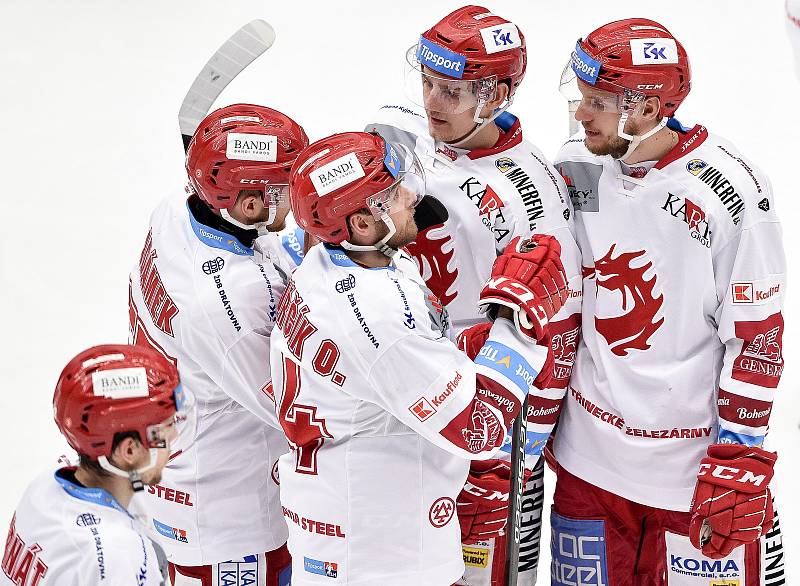 46. kolo hokejové extraligy mezi HC Oceláři Třinec - HC Vítkovice Ridera v Třinci dne 16. února 2020. Smutek Třince.