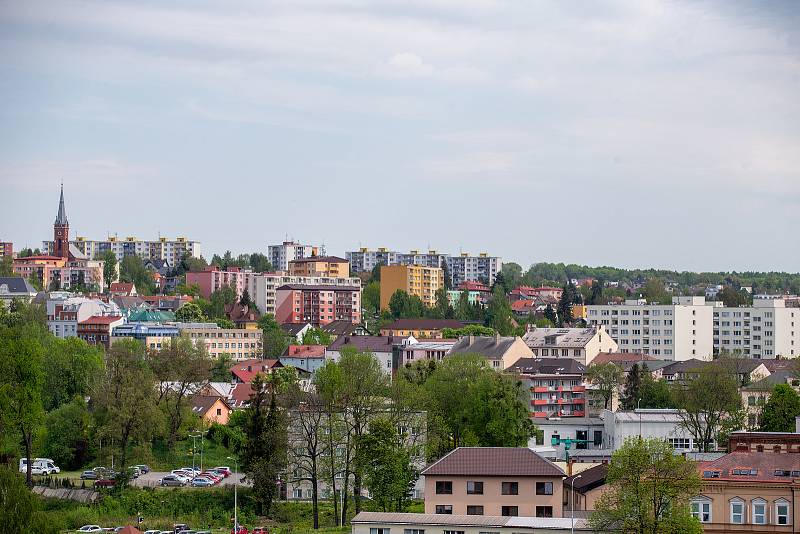 Pohled na město z Hotelu Centrum, 12 května 2022 ve Frýdku-Místku.