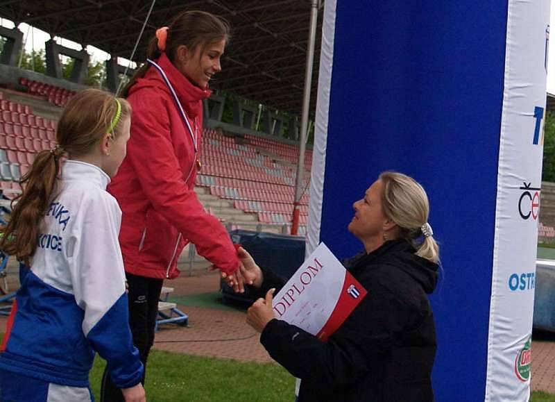 I přes nepřízeň počasí se třinecká část Čokoládové tretry vydařila. Punc velikosti navíc přidala i bývalá československá reprezentantka Taťána Netoličková-Kocembová.