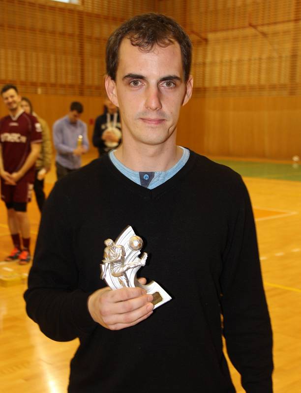 Nejlepším střelcem finálového turnaje se se čtyřmi góly stal Radim Pařenica z Nejlevnějších plotů.