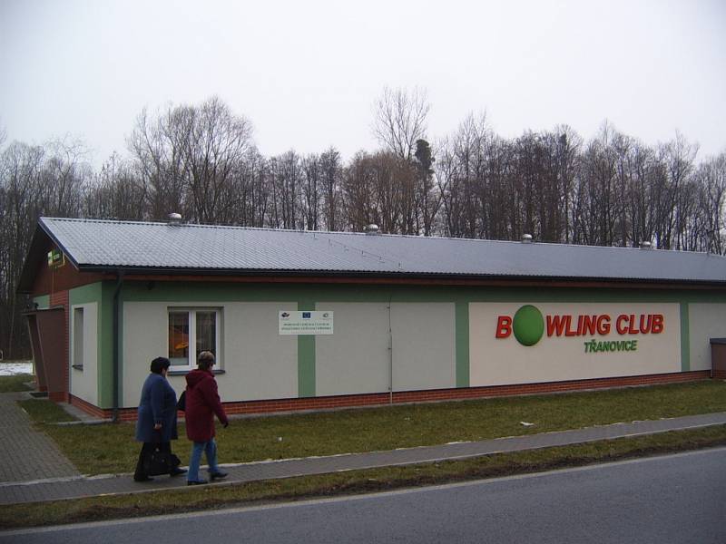 Budova Bowling clubu v Třanovicích.