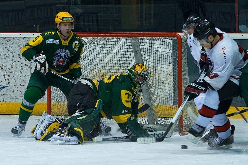 Snímky z utkání HC Frýdek-Místek – VHK Vsetín 2:3 (0:0, 1:1, 1:1 – 0:1) po prodloužení.