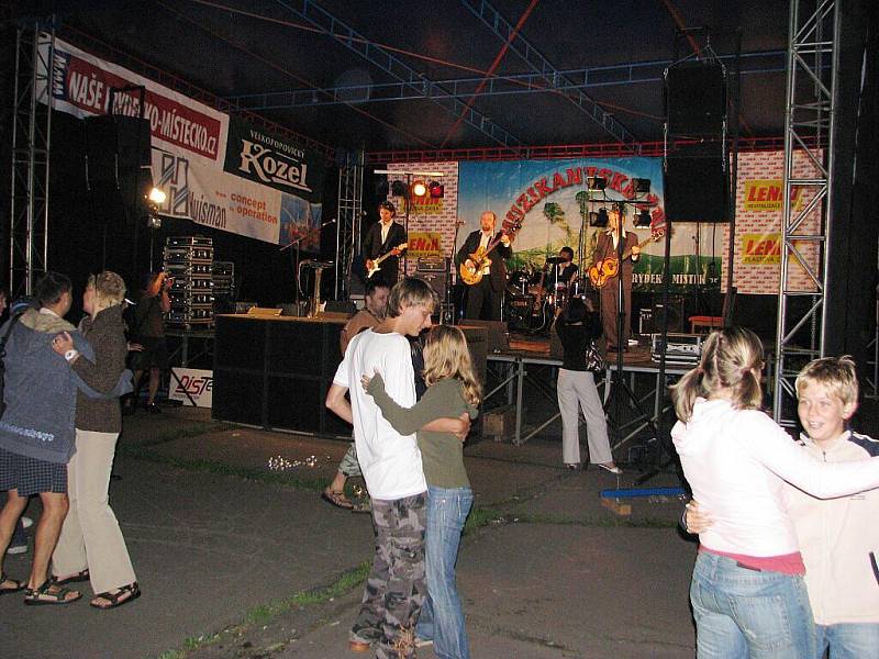 Na frýdecko-místeckém stadionu TJ Slezan v pátek 14. a v sobotu 15. srpna proběhl jedenáctý ročník festivalu Muzikantské žně. 