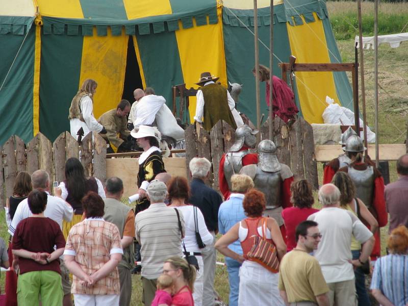 Historická bitva z období třicetileté války se konala na poli před penzionem Hrad Dona Quijotte ve Frýdku.