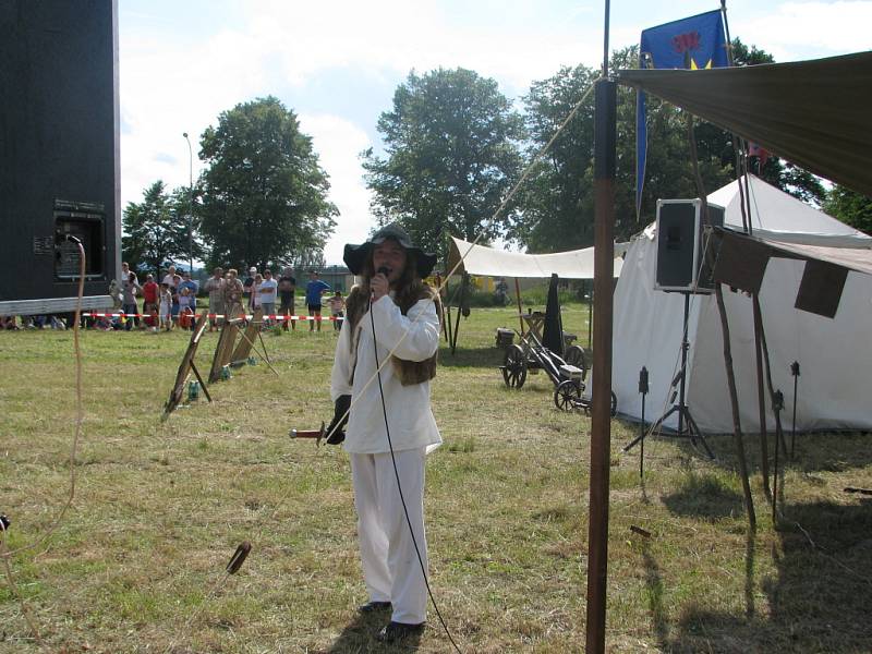 Historická bitva z období třicetileté války se konala na poli před penzionem Hrad Dona Quijotte ve Frýdku.