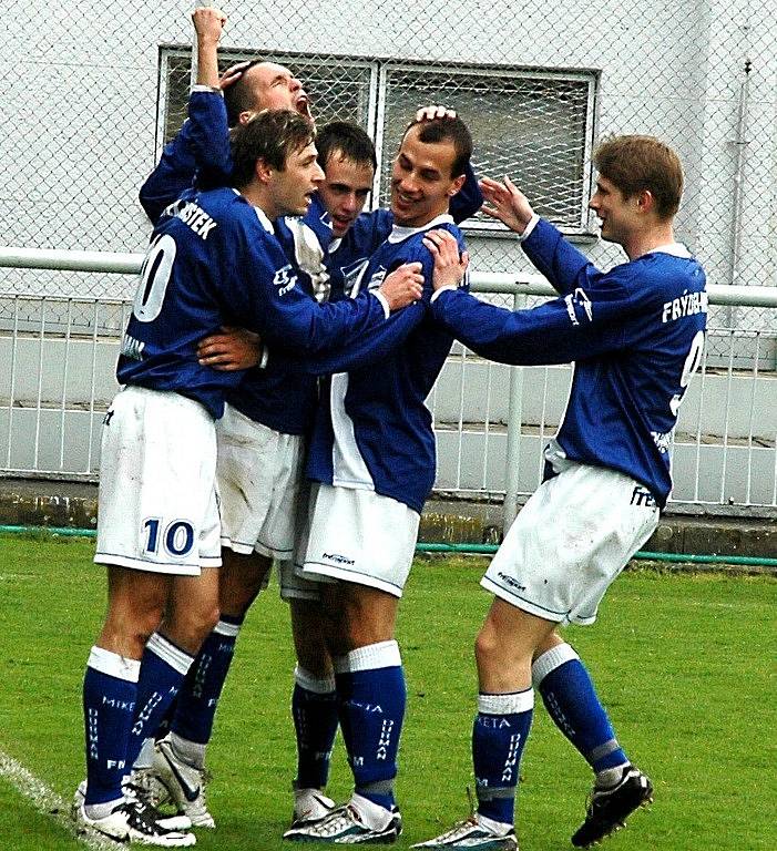 Valcíři rozdrtili v domácím prostředí jihlavské béčko 5:0.