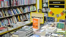 Jan Becher provozuje knihkupectví v centru Frýdku-Místku poblíž náměstí Svobody. Patří k nejznámějším v celém regionu.