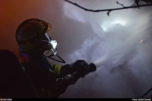 Požár rodinného domu ve Staříči.