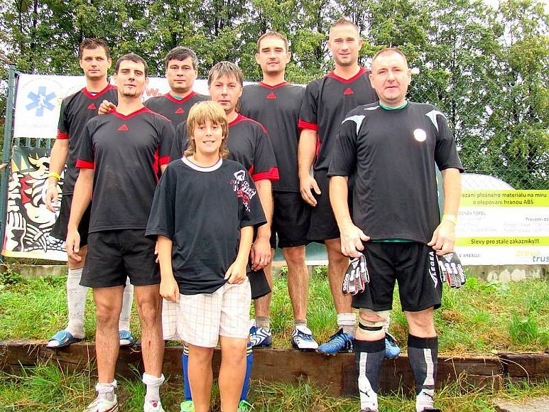 Územní středisko záchranné služby Moravskoslezského kraje ÚO Frýdek-Místek uspořádal koncem srpna v Sedlištích 4. ročník turnaje v malé kopané - IZS CUP. 