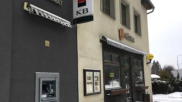 Staré Hamry i Bílá jsou bez bankomatu, nejbliží je tento na Ostravici, 7. 2. 2023.