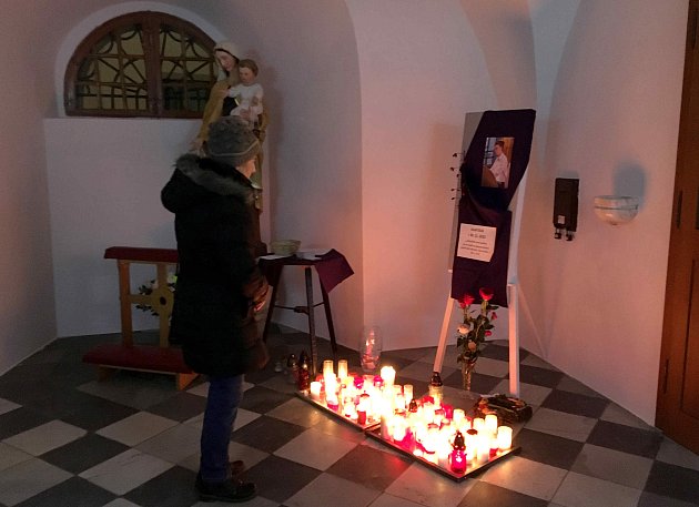 Bohoslužba na památku zavražděného varhaníka a na ochranu proti zlu ve Frýdlantě nad Ostravicí,  7. prosince 2022.