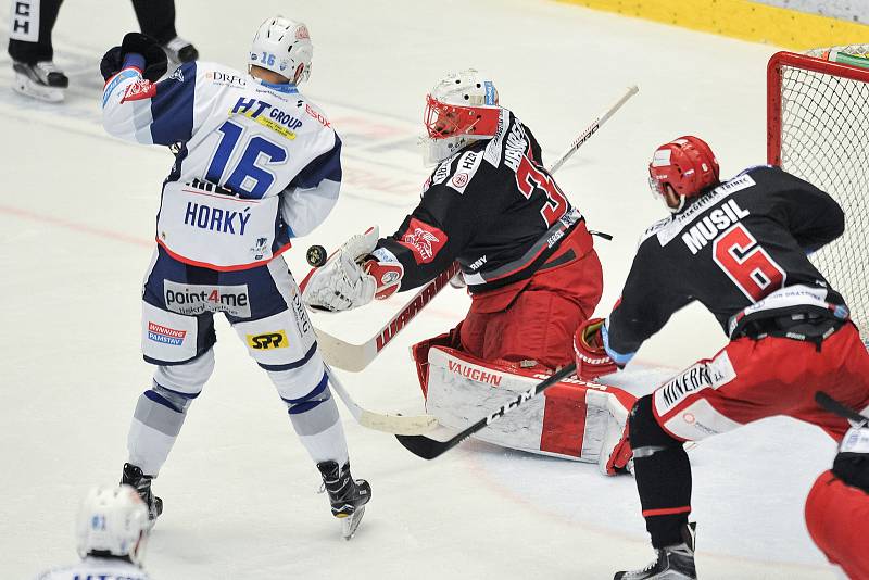 Finále play off hokejové extraligy - 2. zápas: HC Oceláři Třinec vs. HC Kometa Brno.